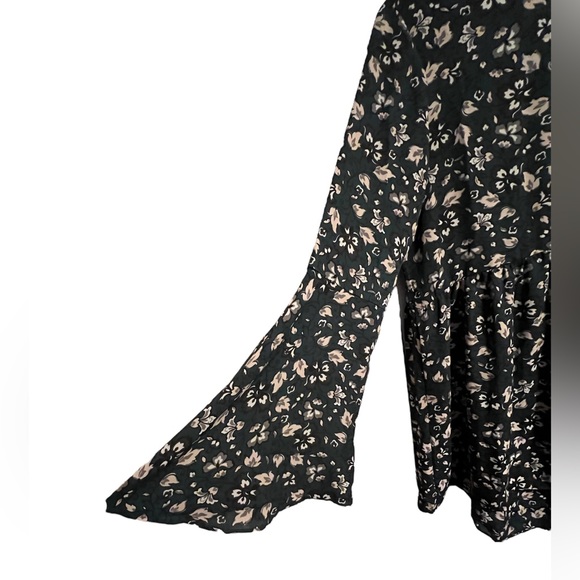 Size L Loft high low tunic beautiful top sheer material perfect year round - Picture 5 of 10